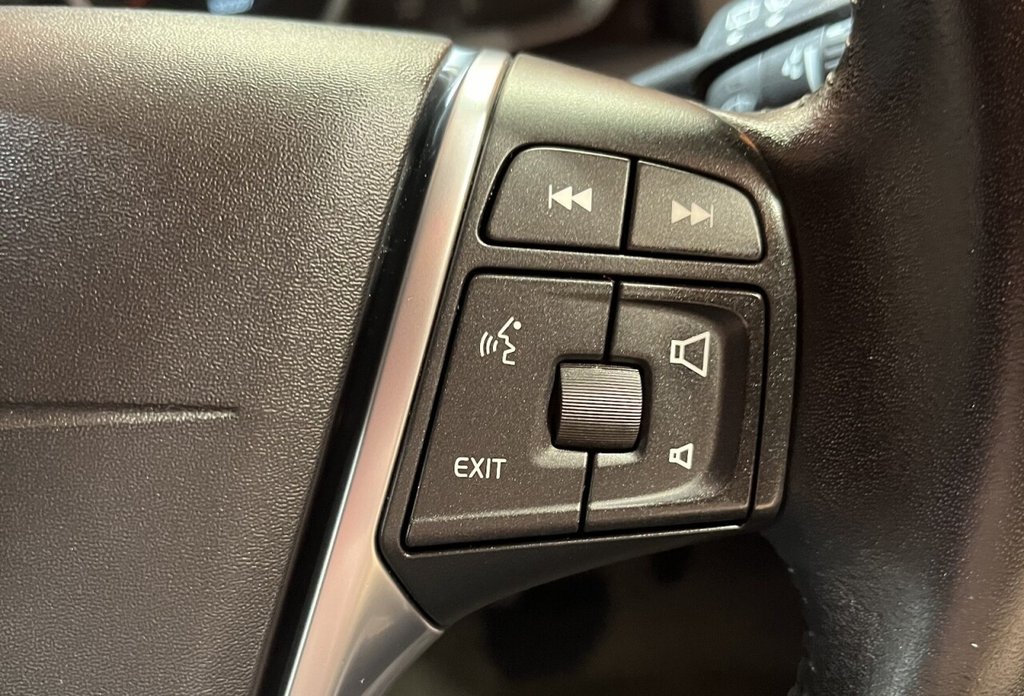 Used Volvo XC60 2017 for sale - 77026918: Photo 29