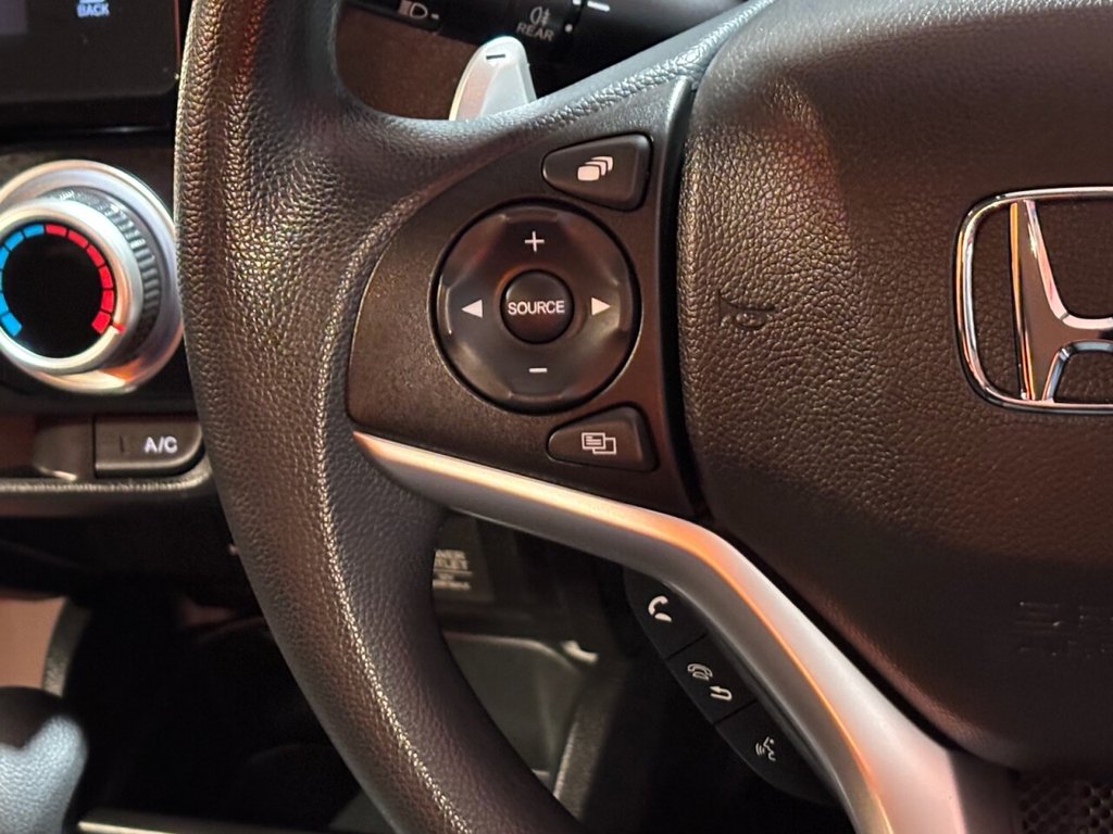 Used Honda Jazz 2019 for sale - 76546877: Photo 19