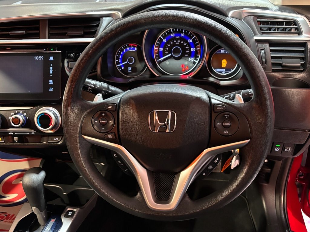 Used Honda Jazz 2019 for sale - 76546877: Photo 20