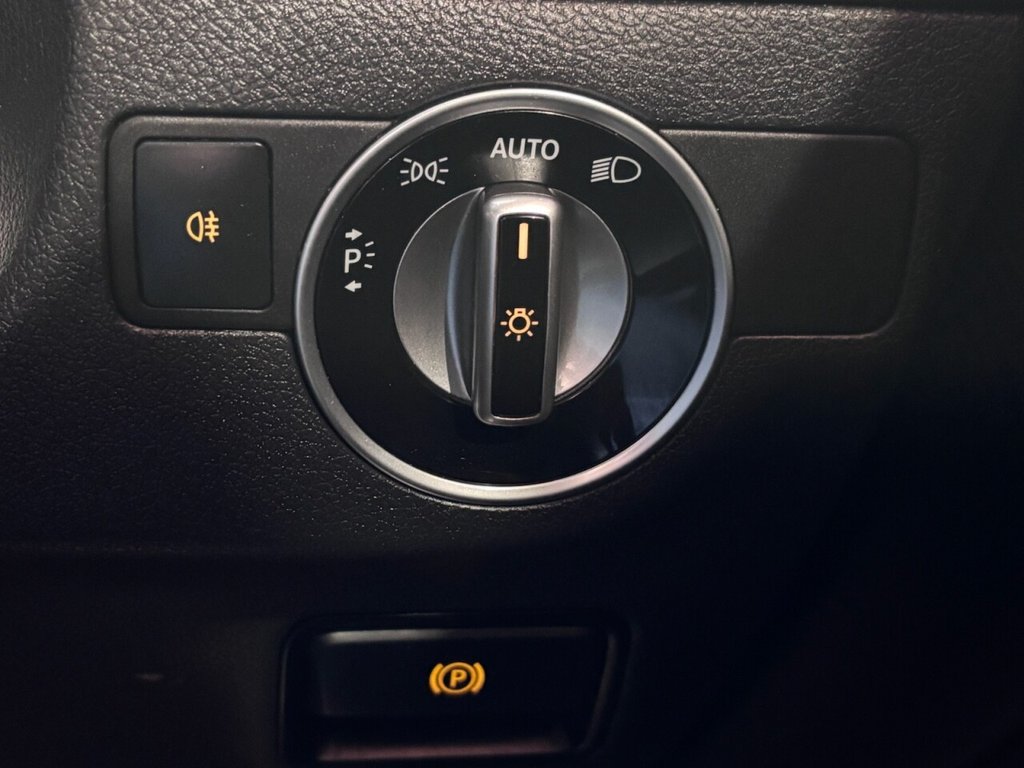 Used Mercedes-Benz CLA 2017 for sale - 76595960: Photo 12