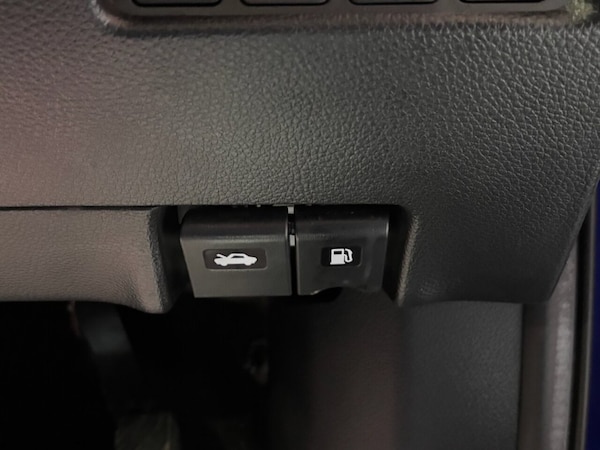 Used Nissan Qashqai 2017 for sale - 76303682: Photo 31