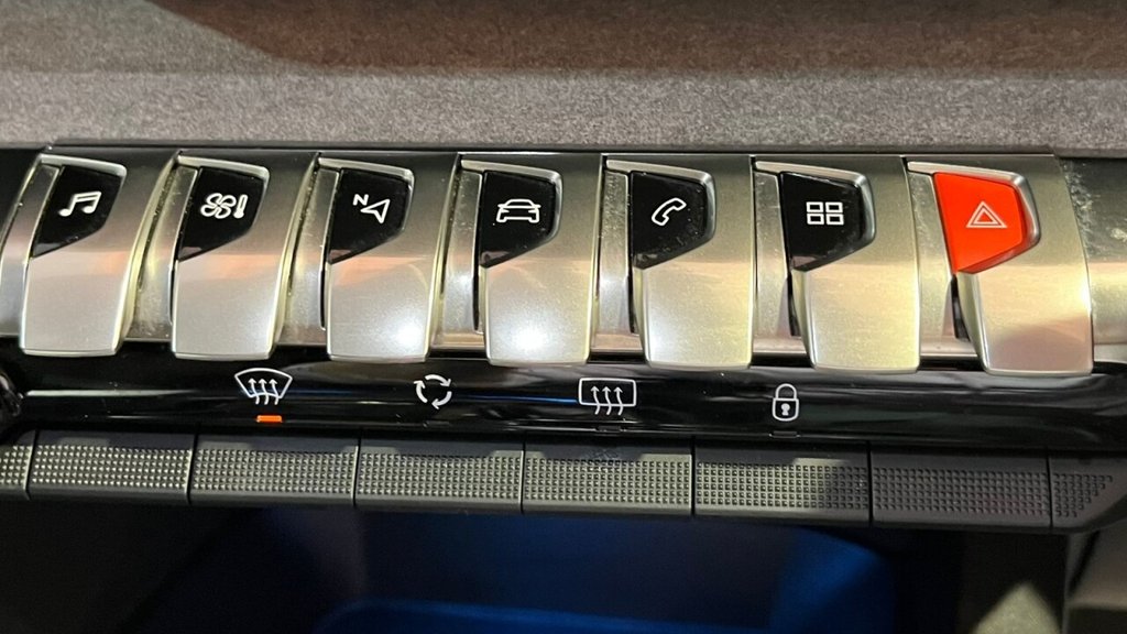 Used Peugeot 3008 2022 for sale - 77498686: Photo 29