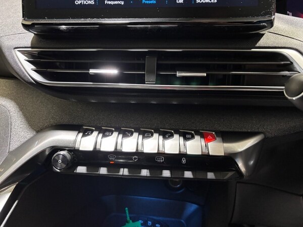 Used Peugeot 5008 2021 for sale - 73334704: Photo 29