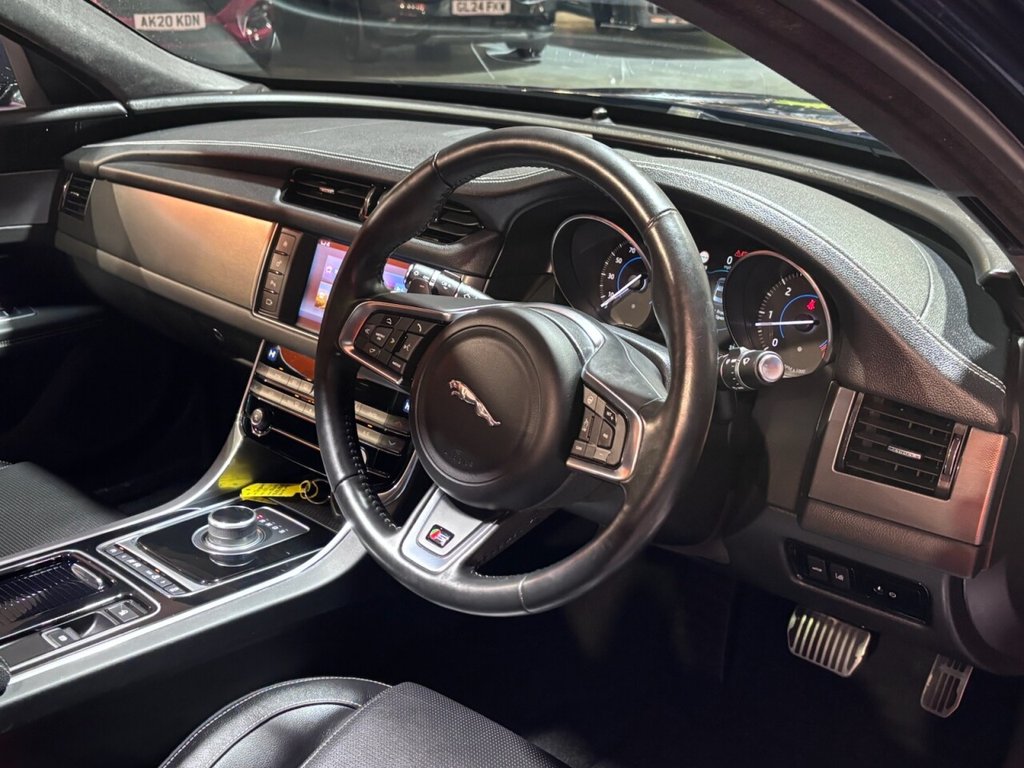 Used Jaguar XF 2017 for sale - 76910116: Photo 14