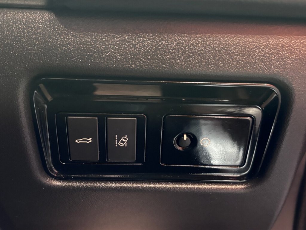 Used Jaguar XF 2017 for sale - 76910116: Photo 39