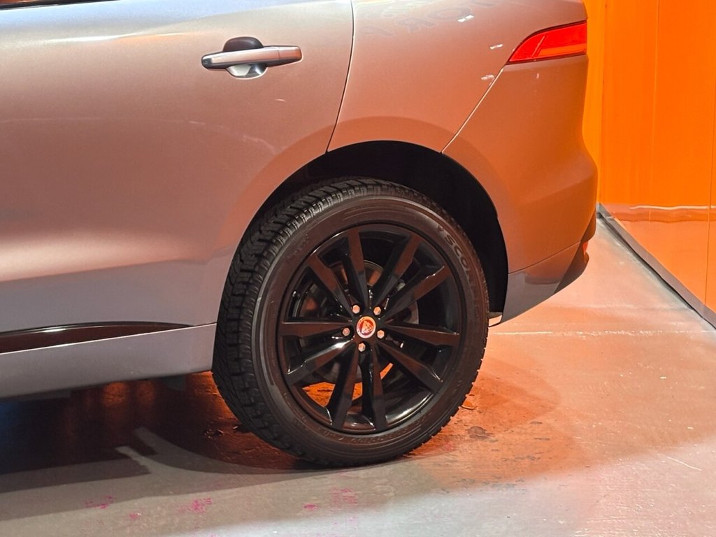 Used Jaguar F-Pace 2020 for sale - 75548130: Photo 10