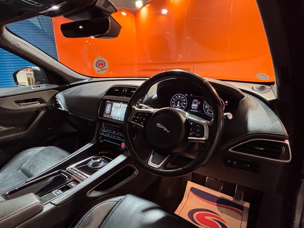 Used Jaguar F-Pace 2020 for sale - 75548130: Photo 11