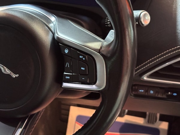 Used Jaguar F-Pace 2020 for sale - 75548130: Photo 24
