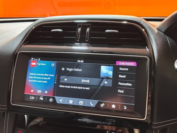 Used Jaguar F-Pace 2020 for sale - 75548130: Photo 31