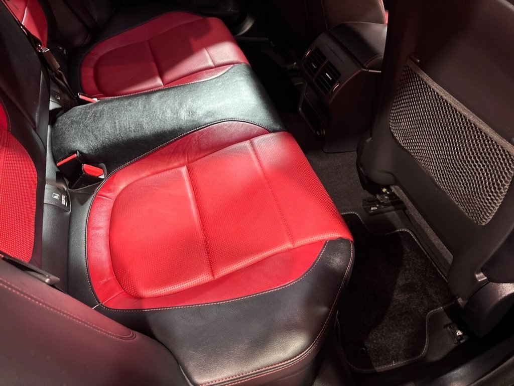 Used Jaguar XE 2018 for sale - 76509562: Photo 17