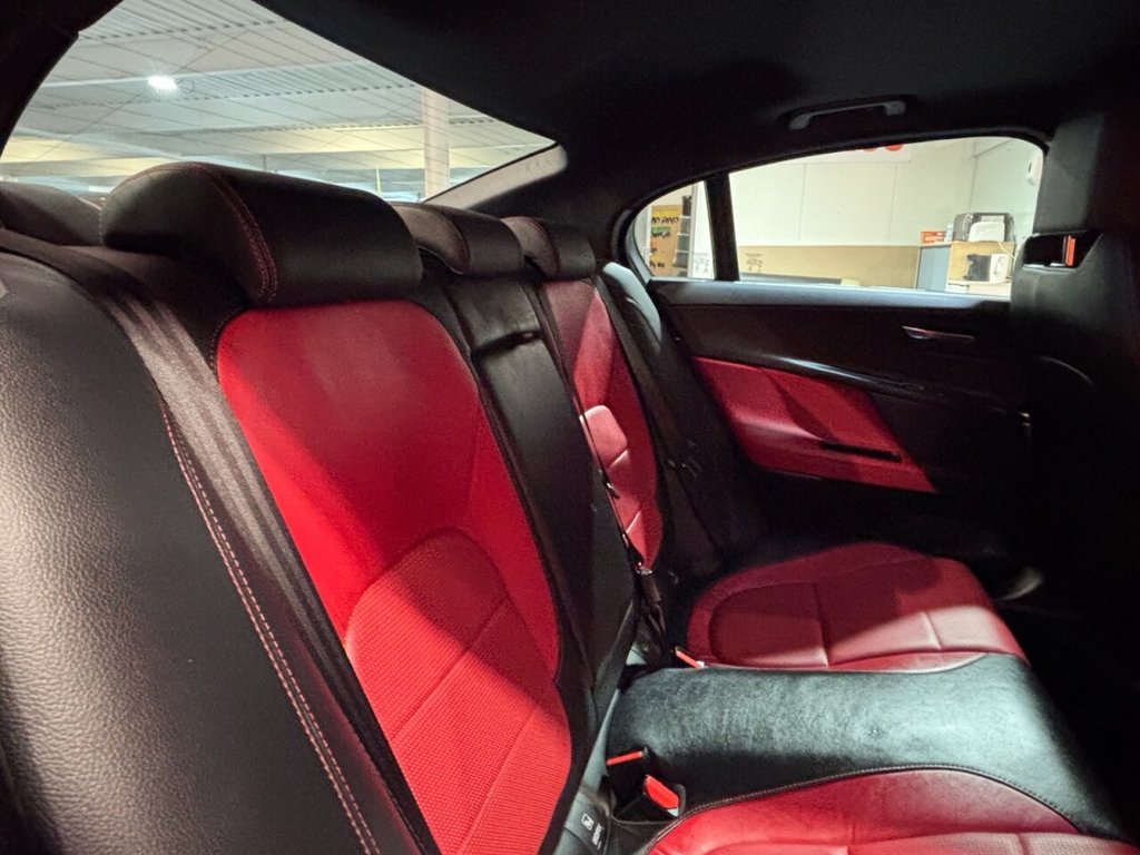 Used Jaguar XE 2018 for sale - 76509562: Photo 18