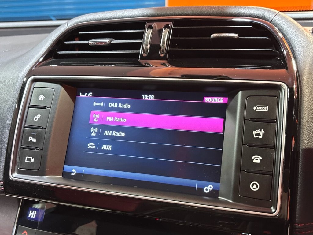 Used Jaguar XE 2018 for sale - 76509562: Photo 28