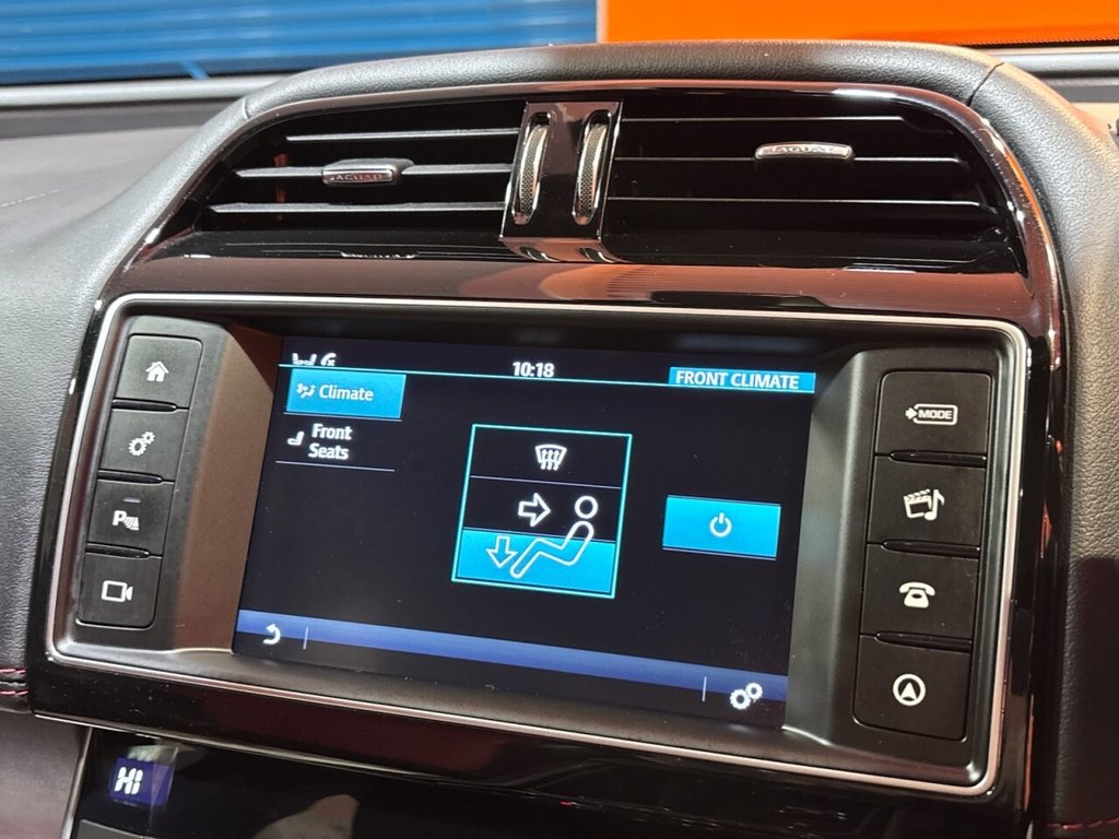 Used Jaguar XE 2018 for sale - 76509562: Photo 30