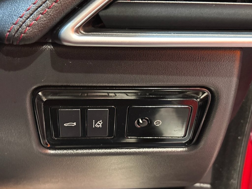 Used Jaguar XE 2018 for sale - 76509562: Photo 33