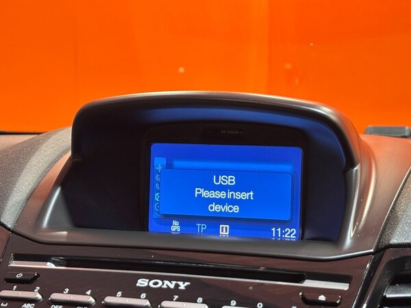Used Ford Fiesta 2014 for sale - 76111923: Photo 27