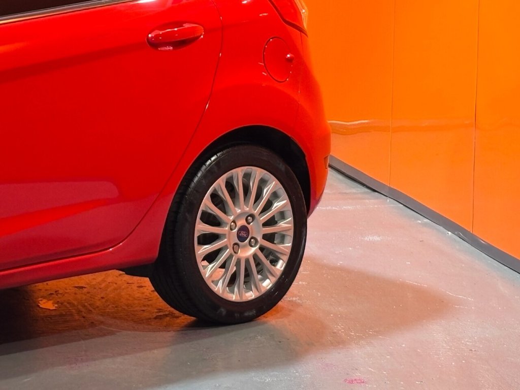 Used Ford Fiesta 2014 for sale - 76111923: Photo 5