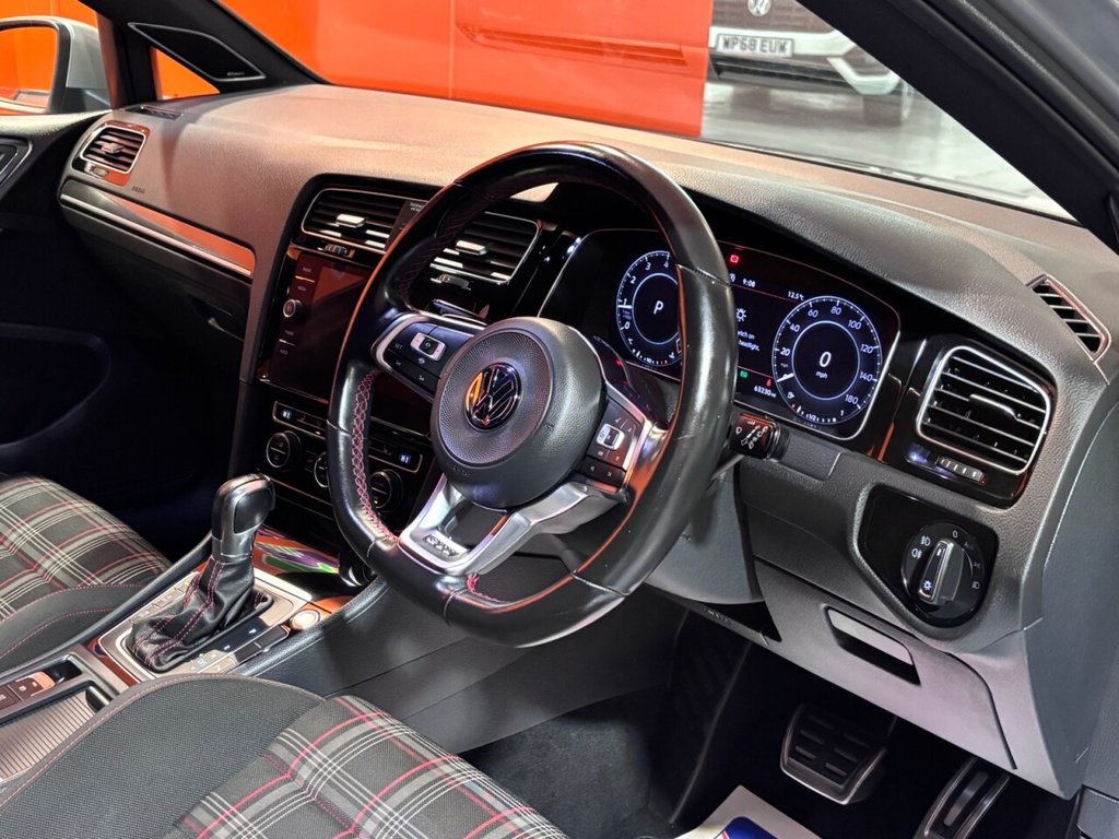 Used Volkswagen Golf 2019 for sale - 78102598: Photo 19