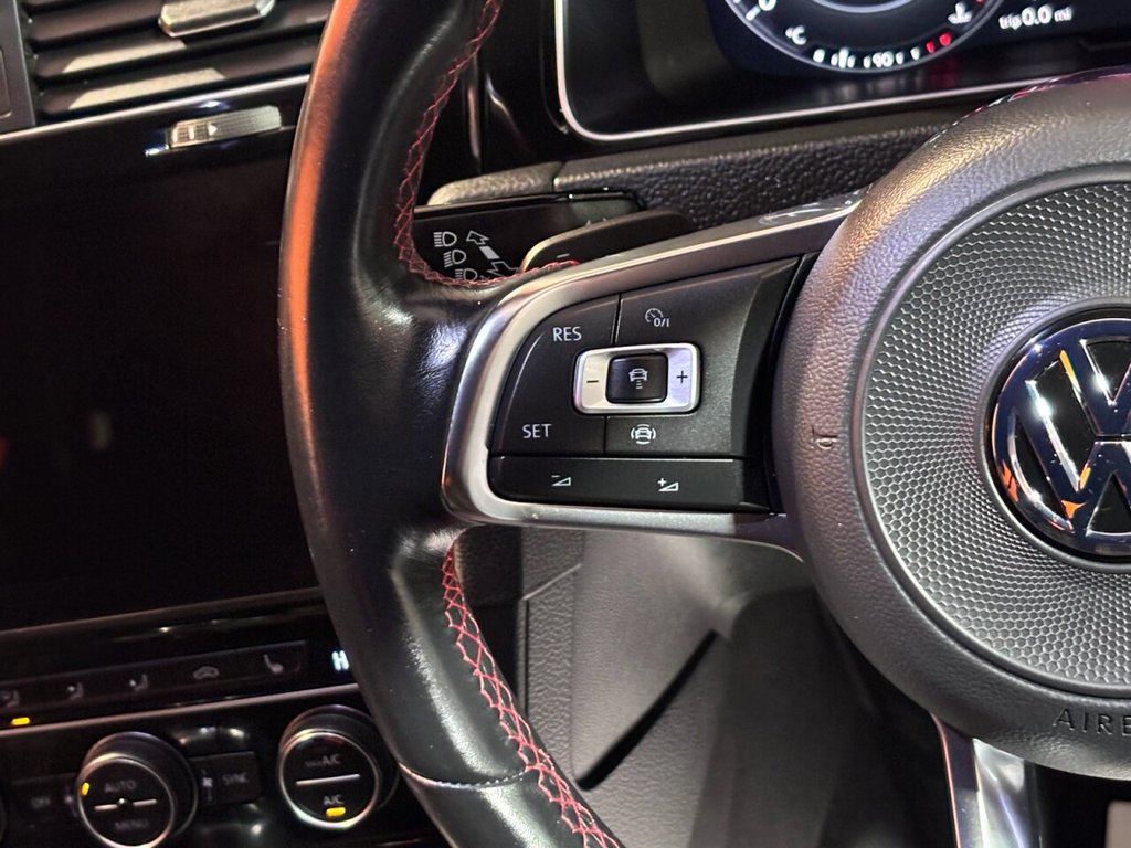 Used Volkswagen Golf 2019 for sale - 78102598: Photo 24