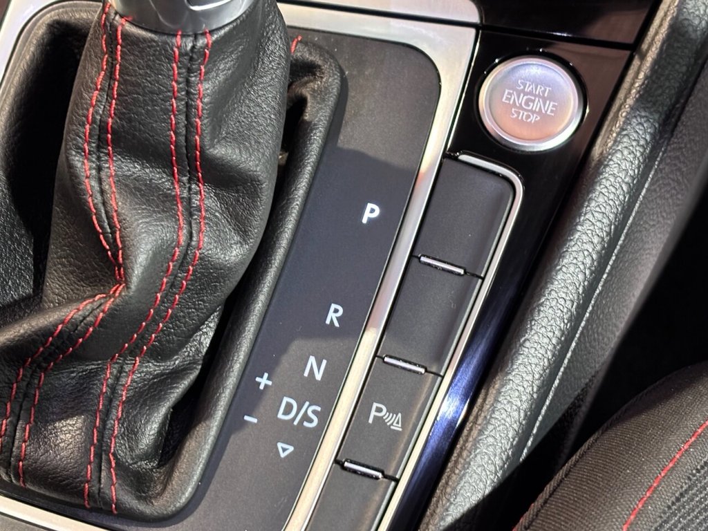 Used Volkswagen Golf 2019 for sale - 78102598: Photo 31