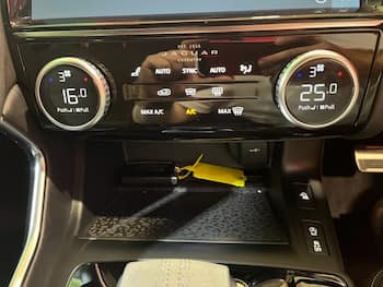Used Jaguar E-Pace 2021 for sale - 79612452: Photo