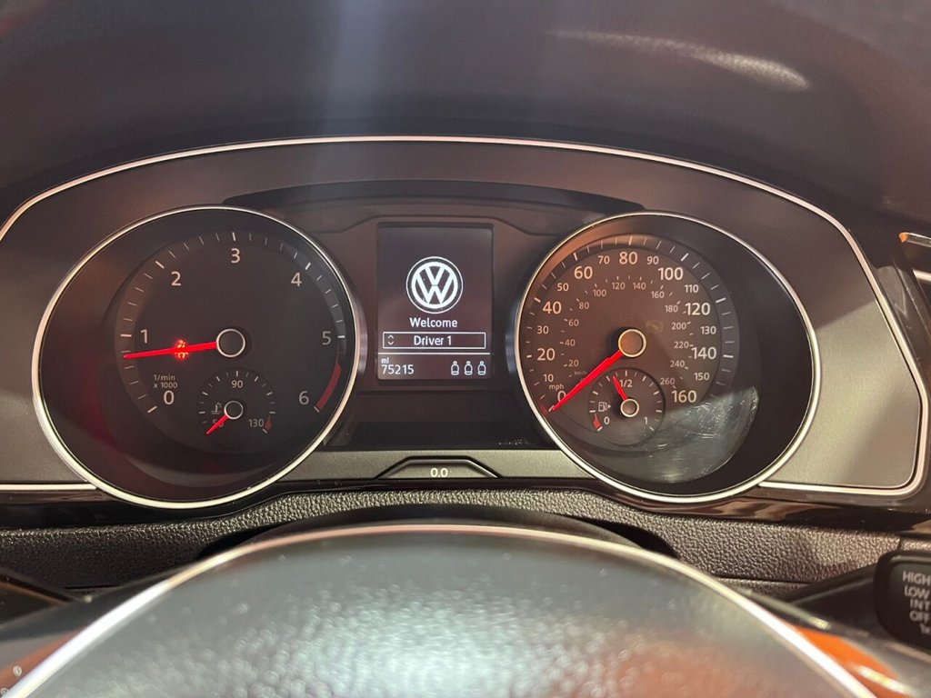 Used Volkswagen Passat 2017 for sale - 77463550: Photo 28