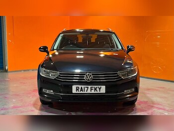 Used Volkswagen Passat 2017 for sale - 77463550: Photo