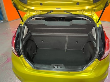 Used Ford Fiesta 2016 for sale - 78061975: Photo