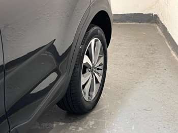Used Kia Stonic 2021 for sale - 74040028: Photo