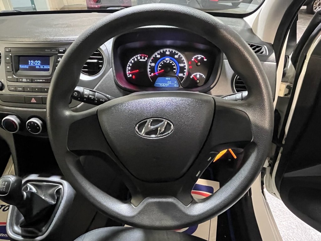 Used Hyundai i10 2018 for sale - 76216914: Photo 27