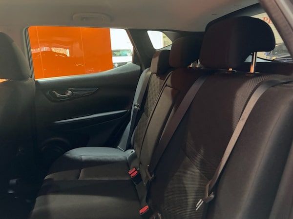 Used Nissan Qashqai 2016 for sale - 75998959: Photo 21