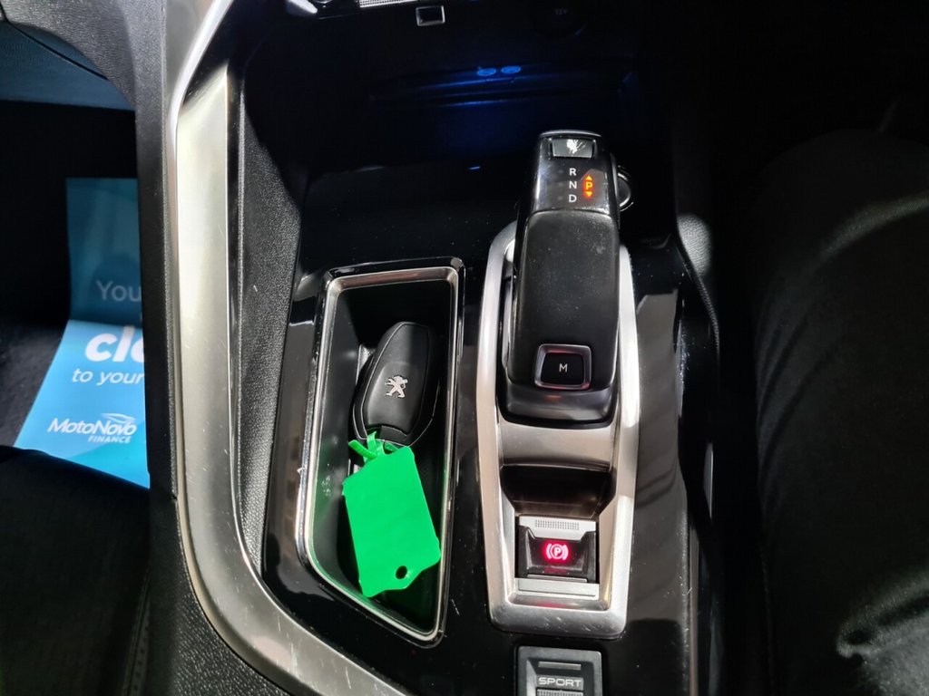 Used Peugeot 3008 2017 for sale - 77734177: Photo 11