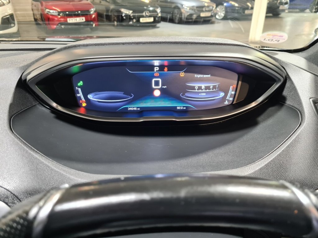 Used Peugeot 3008 2017 for sale - 77734177: Photo 6