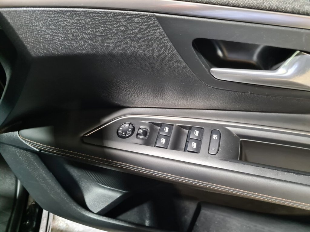 Used Peugeot 3008 2017 for sale - 77734177: Photo 7