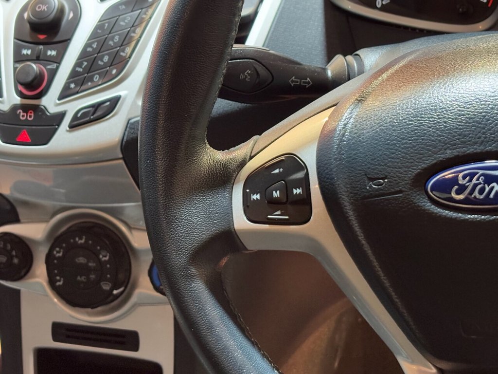 Used Ford Fiesta 2012 for sale - 75895992: Photo 21