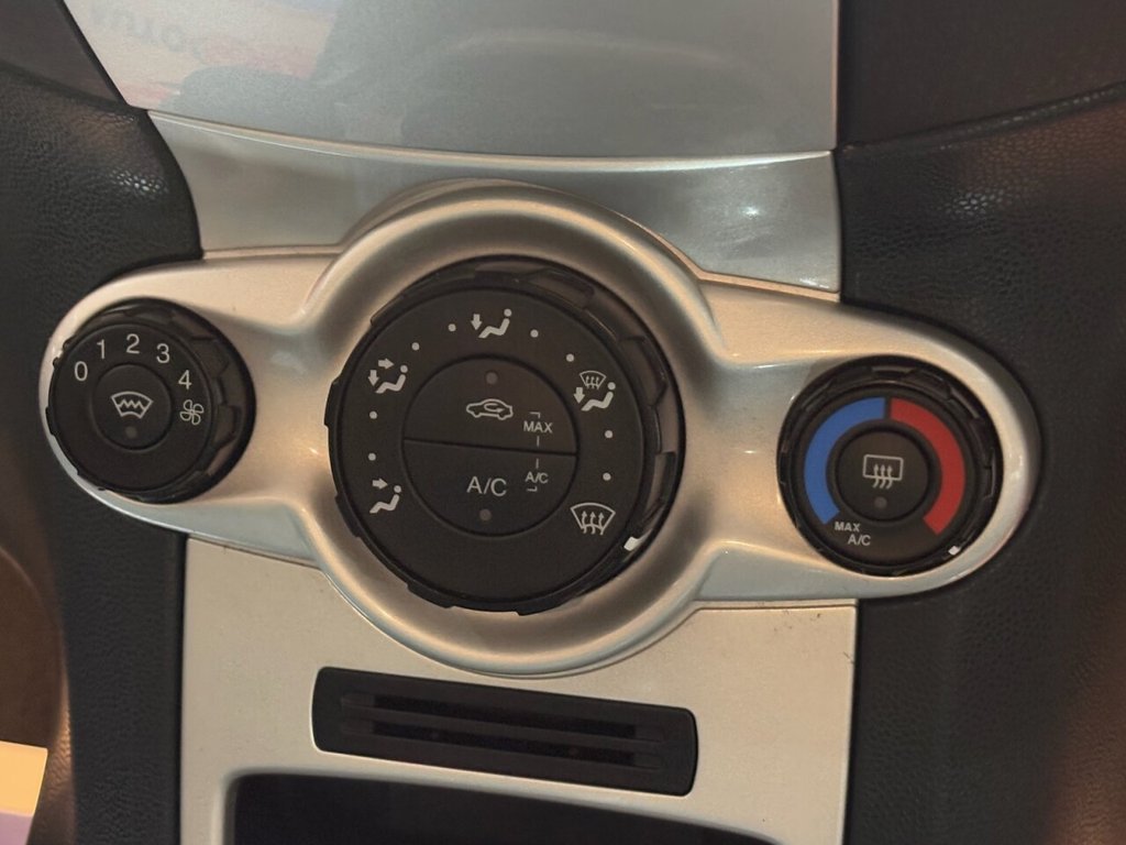 Used Ford Fiesta 2012 for sale - 75895992: Photo 22