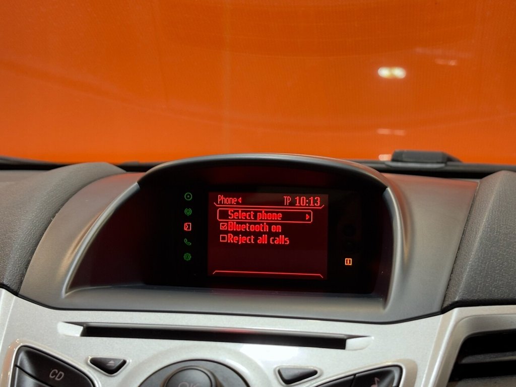 Used Ford Fiesta 2012 for sale - 75895992: Photo 24