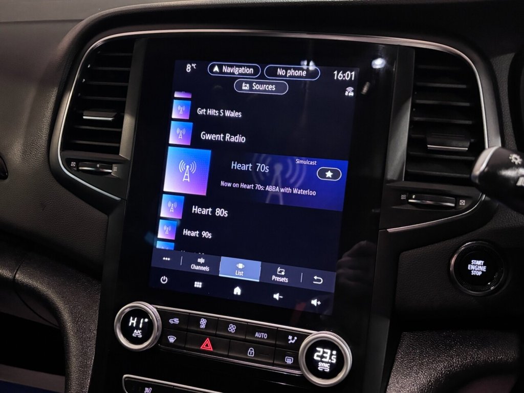 Used Renault Megane 2021 for sale - 76632067: Photo 32