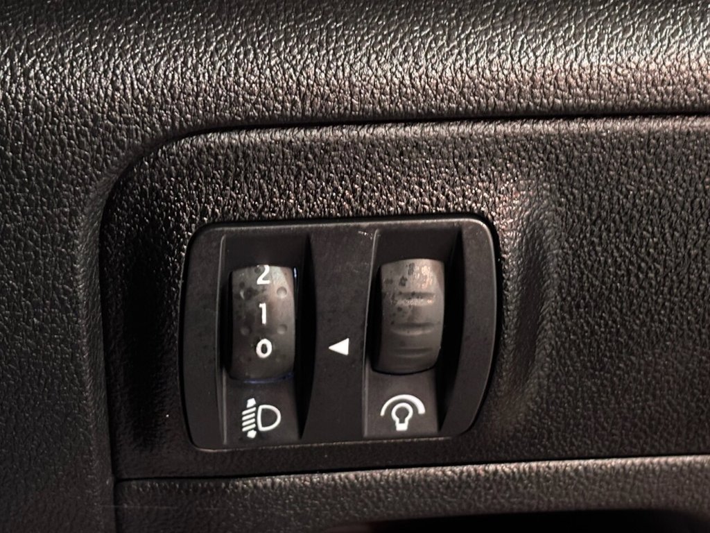 Used Renault Megane 2021 for sale - 76632067: Photo 37