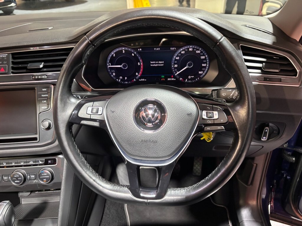 Used Volkswagen Tiguan 2017 for sale - 77835024: Photo 16