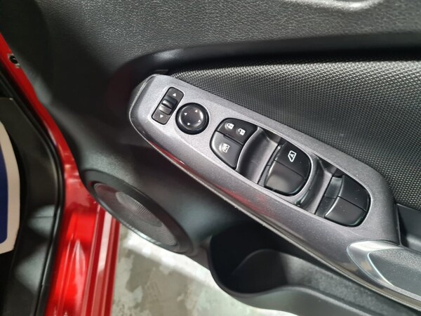 Used Nissan Juke 2023 for sale - 74947835: Photo 14