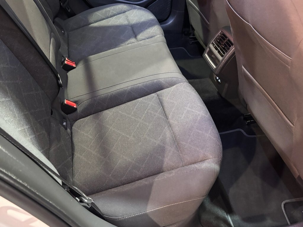 Used Volkswagen Golf 2021 for sale - 76535428: Photo 7