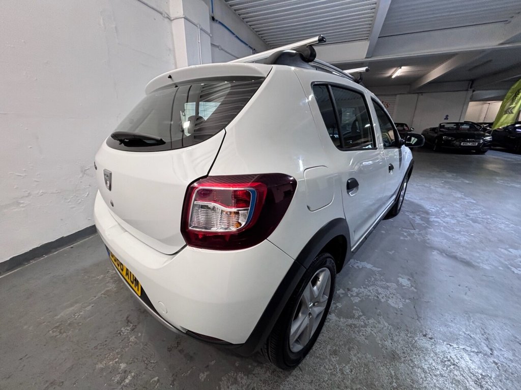 Used Dacia Sandero Stepway 2016 for sale - 73927211: Photo 11
