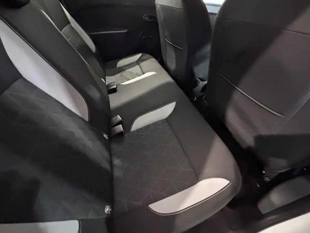 Used Dacia Sandero Stepway 2016 for sale - 73927211: Photo 20