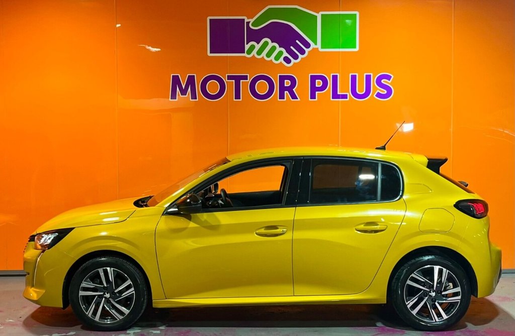 Used Peugeot 208 2023 for sale - 77636648: Photo 2