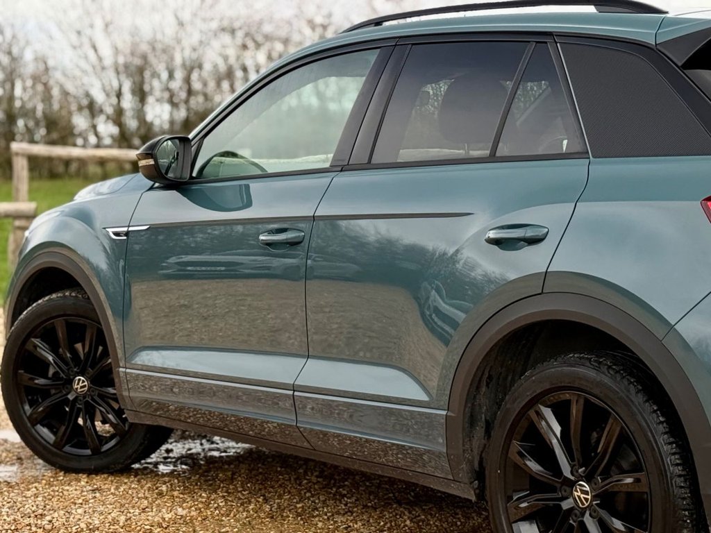 Used Volkswagen T-Roc 2023 for sale - 76570593: Photo 28