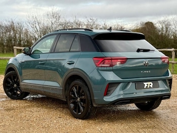 Used Volkswagen T-Roc 2023 for sale - 76570593: Photo