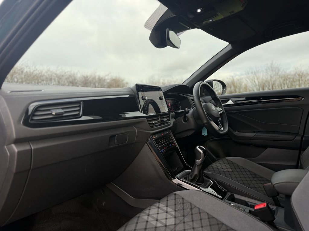 Used Volkswagen T-Roc 2023 for sale - 76570593: Photo 47