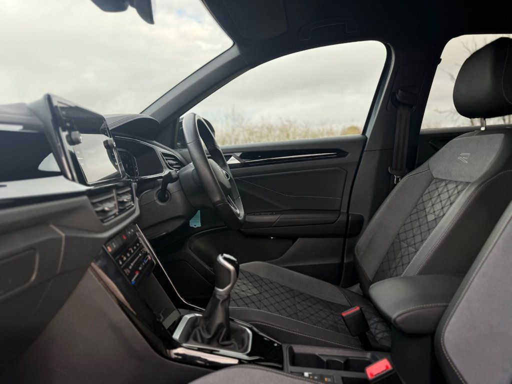 Used Volkswagen T-Roc 2023 for sale - 76570593: Photo 48