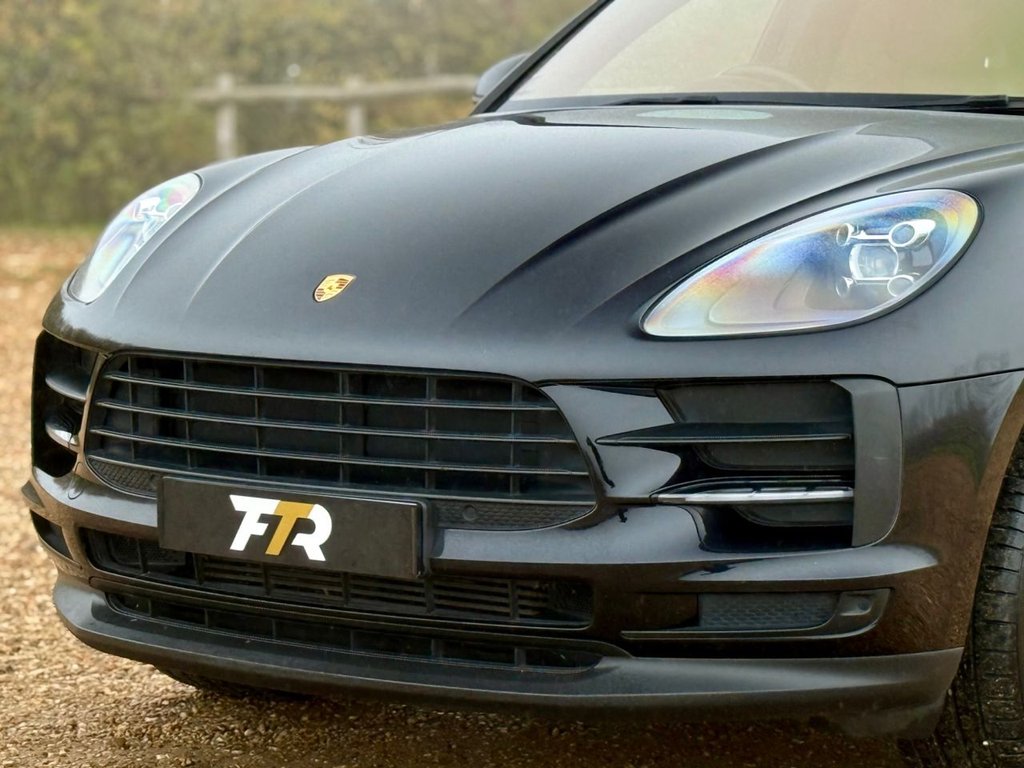 Used Porsche Macan 2019 for sale - 76386605: Photo 21