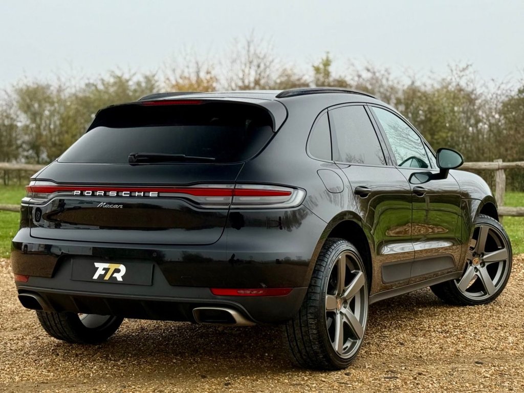 Used Porsche Macan 2019 for sale - 76386605: Photo 24